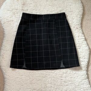 NWOT Black and White Tight Skirt with Zipper